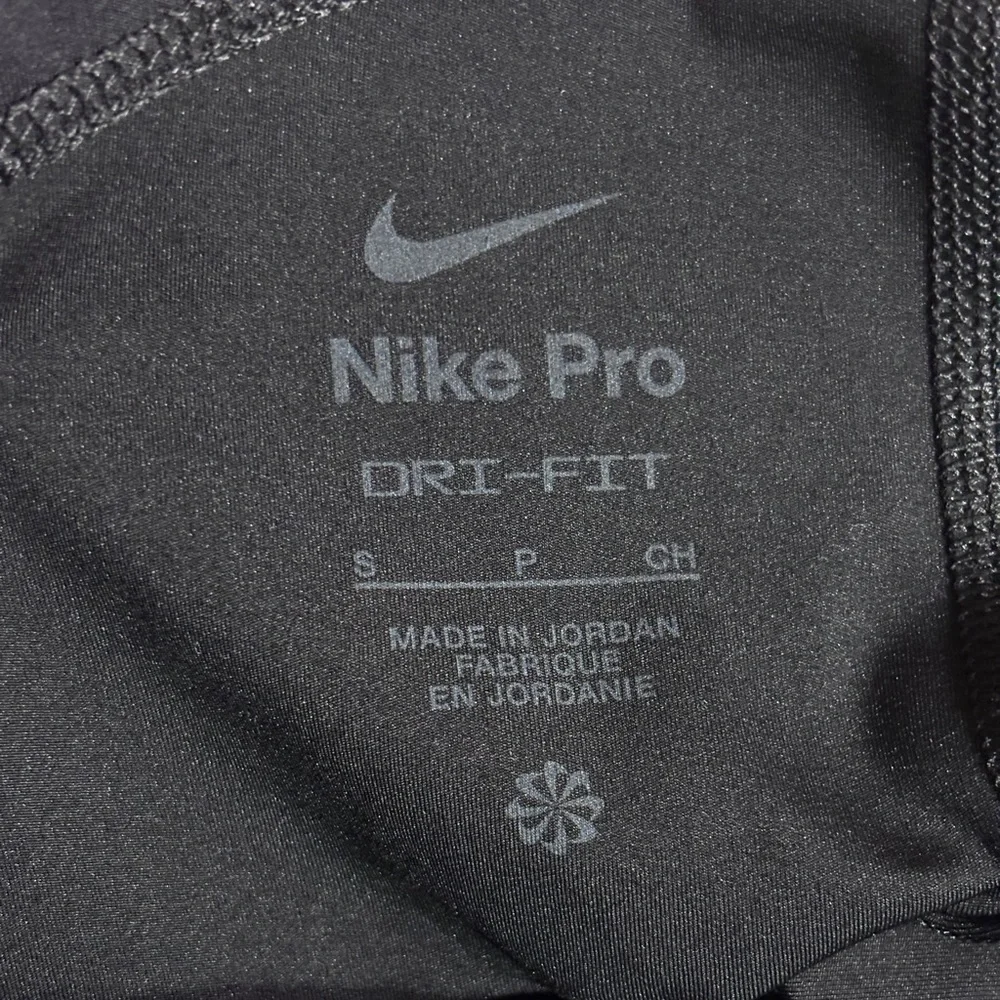 NIKE PRO DRI-Fit 5” Shorts Black/Grey Size Small - Picture 7 of 13